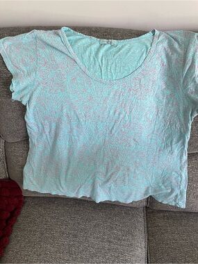 fresh produce Aqua Scoop Neck Tee with Pink Floral Print